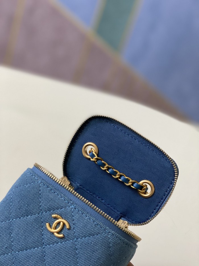 Handbag Chanel 81176 size 11*8.5*7 cm