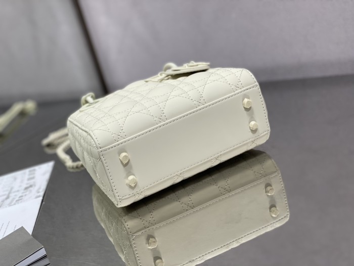 Handbag Dior size 17 cm