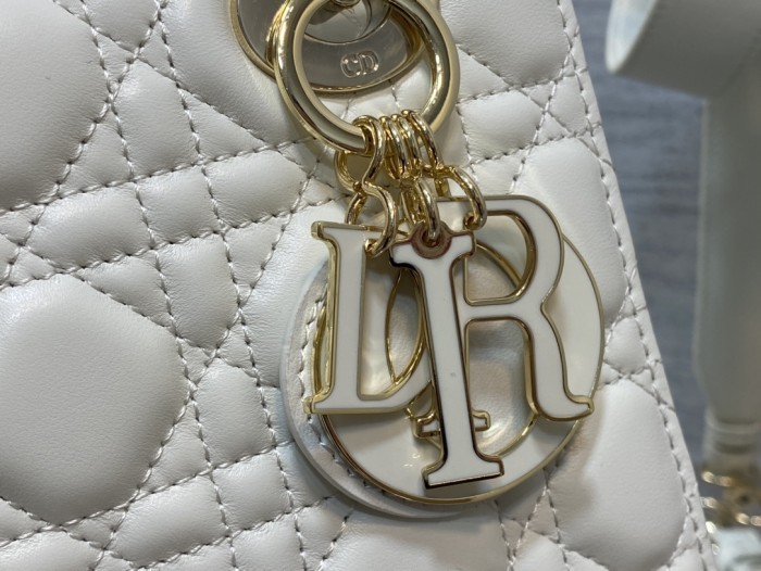Handbag Dior size 20 cm