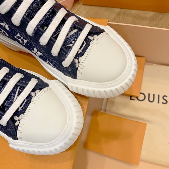 Louis Vuitton LV SQUAD TRAINER BOOTS 5