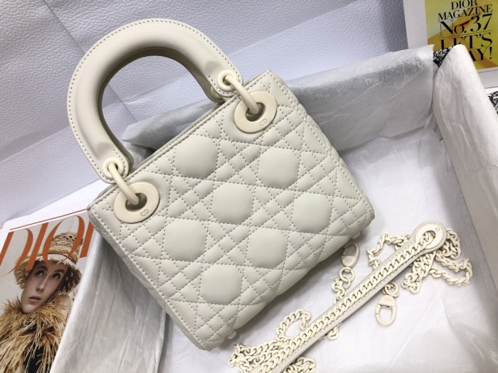 Handbag Dior M0505 size 17 x 15 x 7