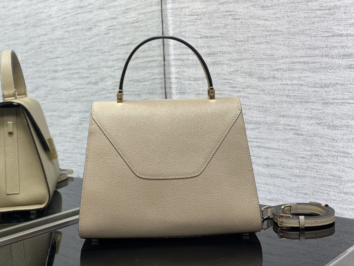 Handbag VALEXTRA size 𝟐𝟔*𝟐𝟎*𝟏𝟐 𝐂𝐦