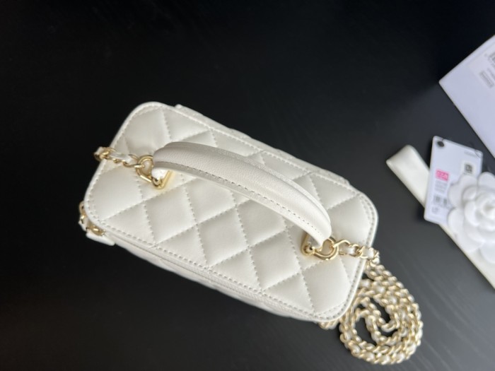 Handbag Chanel AP2199 size 17cmx9.5cmx8 cm