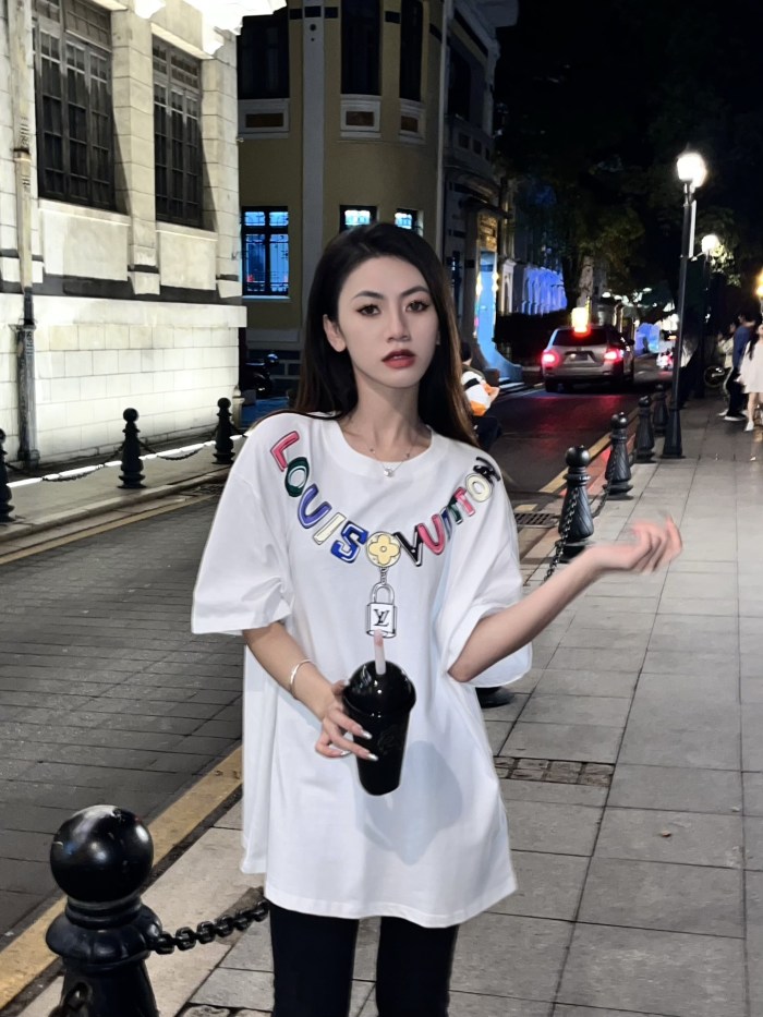 Clothes Louis Vuitton 284