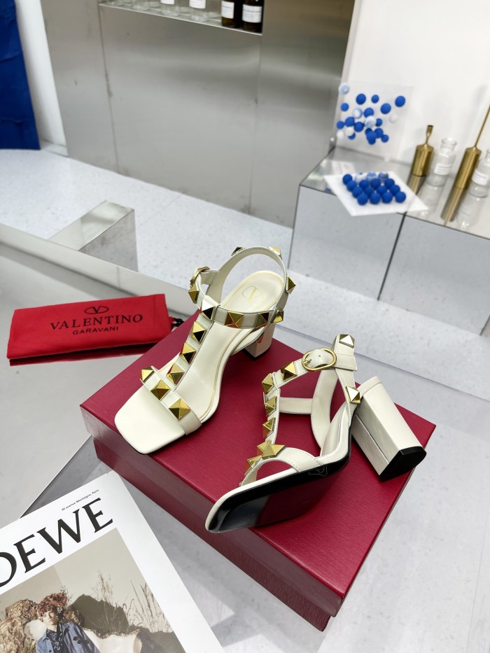 VALENTINO GARAVANI Roman Stud WOMEN 14