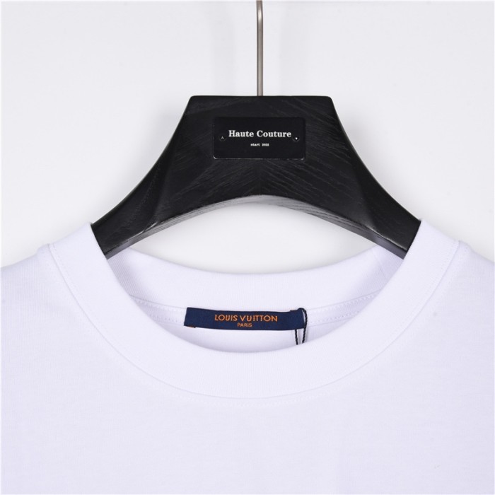 Clothes Louis Vuitton 425