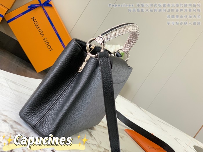 Handbag Louis Vuitton N92041 size 27.0 x 18.0 x 9.0 cm