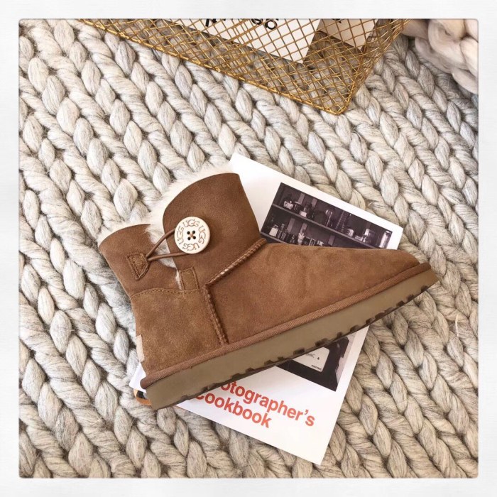 UGG Sneaker 19