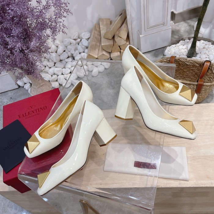 VALENTINO GARAVANI Roman Stud WOMEN 18