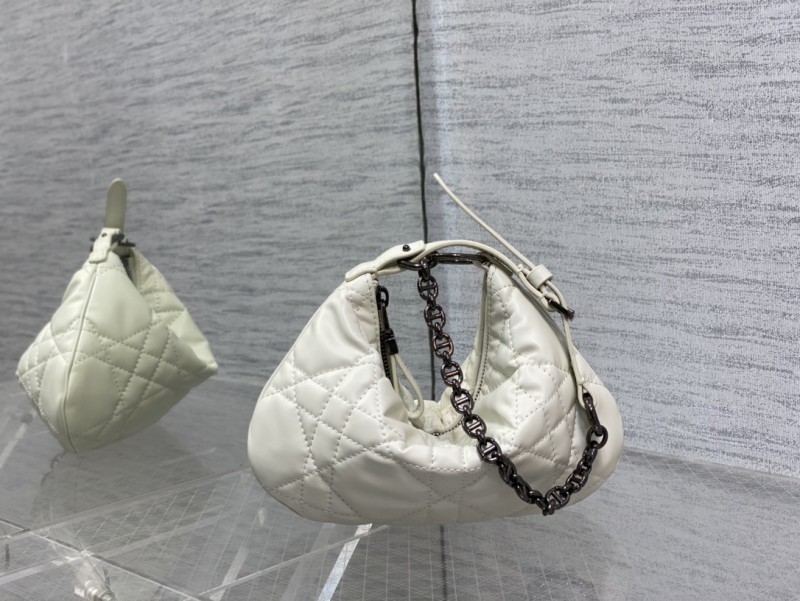 Handbag Dior size 25×16×2.5 cm