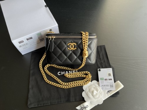 Handbag Chanel AP3044 size 17cmx9.5cmx8 cm