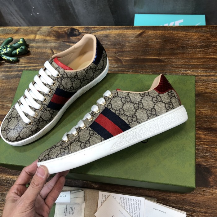 Gucci Ace GG Supreme Navy (W)
