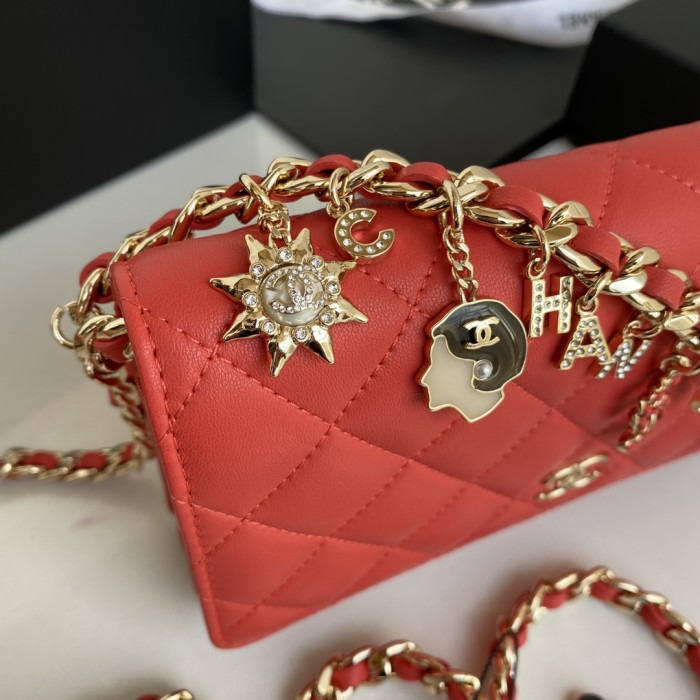 Handbag Chanel AP1960 size 12.3×19.2×3.5 cm