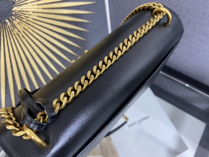 Handbags SAINT LAURENT 442906 size 22-16-9 cm