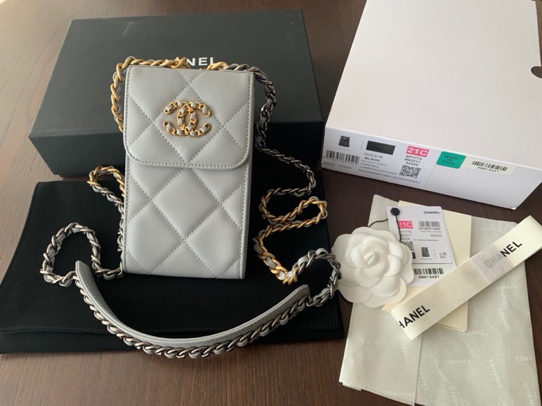 Handbag Chanel AP1773 size 18.5cmx10cmx2.5 cm