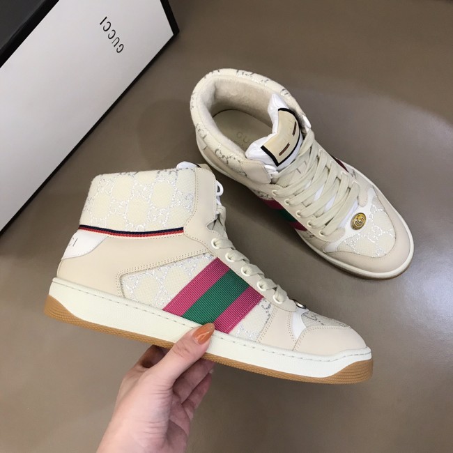 Gucci Screener GG Canvas 21