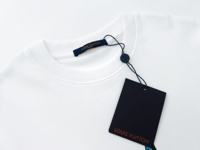 Clothes Louis Vuitton 57