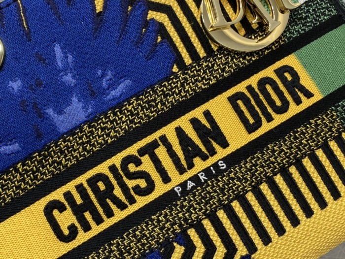 Handbag Dior size 24 cm