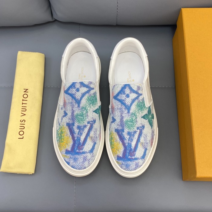 Louis Vuitton Monogram Denim sneaker 24