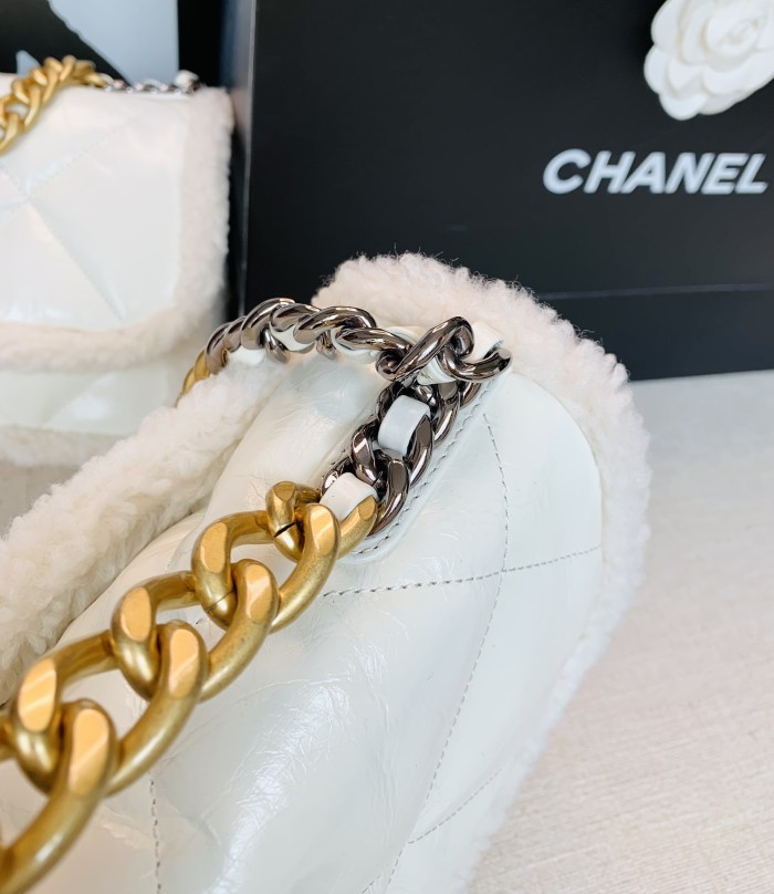 Handbag Chanel size 26×16×9 cm