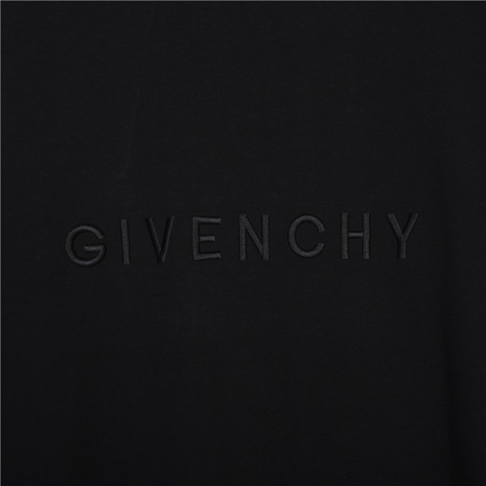 Clothes Givenchy 41