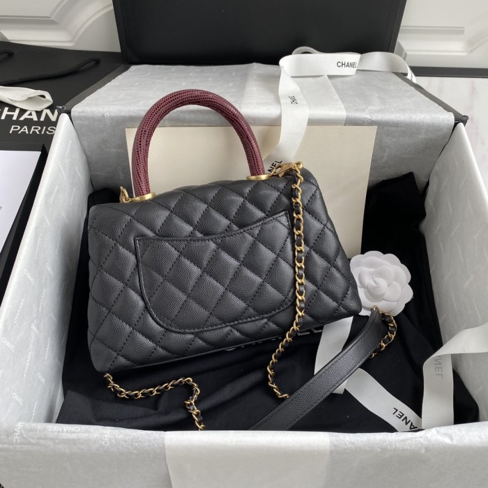 Handbag Chanel size 23 cm