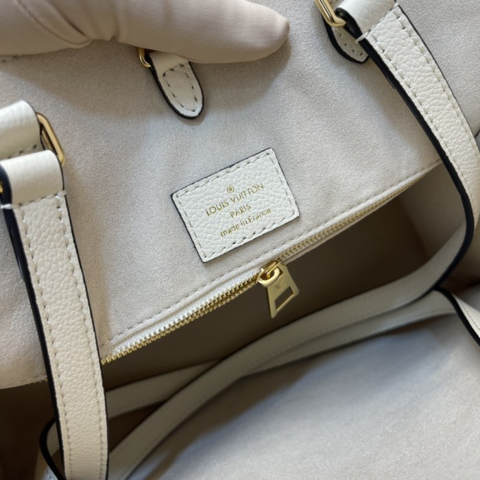 Handbag Louis Vuitton M45494 size 34x26x13 cm