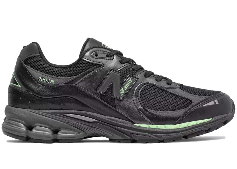 New Balance 2002R Black Silver Green