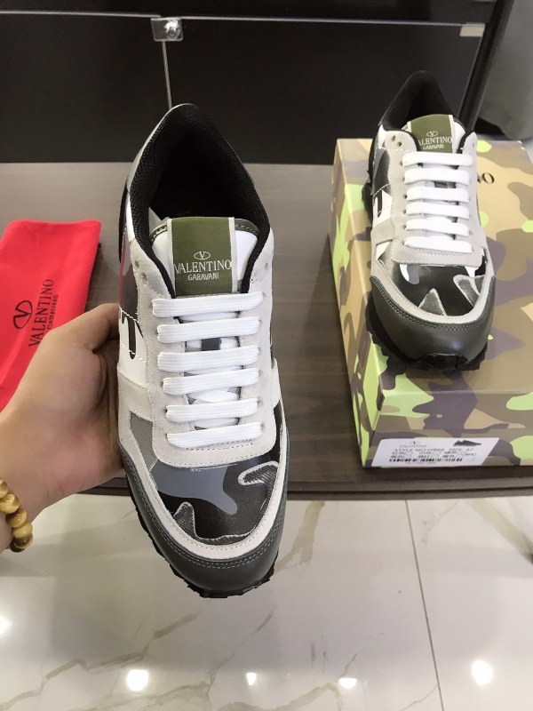 Valentino Garavani Rockrunner camouflage-print sneakers 3