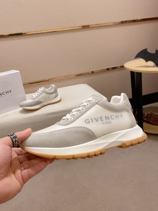 Givenchy Spectre Zip Sneakers 13