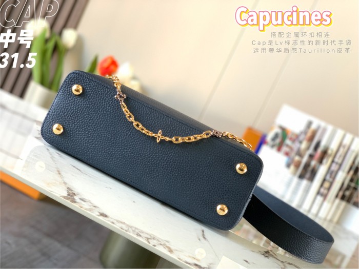 Handbag Louis Vuitton M59209 size 31.5 x 20 x 11