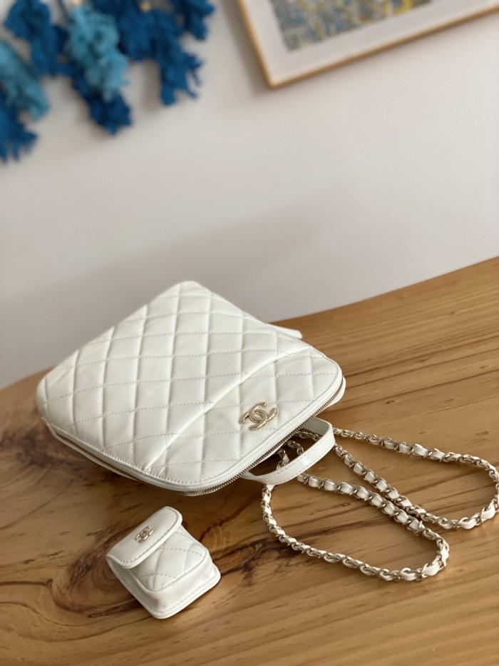 Handbag Chanel 3332 size 21*23*8* cm