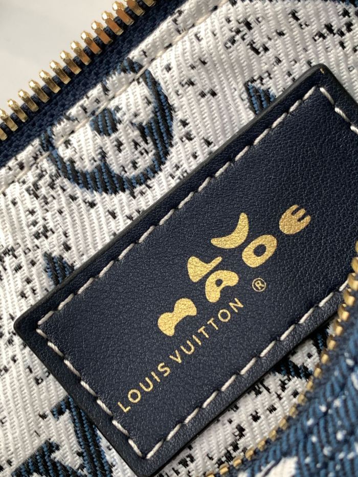 Handbag Louis Vuitton M81168 size 16 x 10 x 7.5 cm