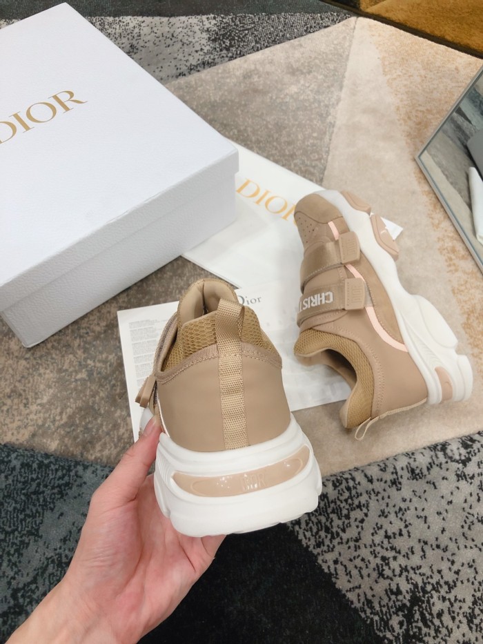Dior D-Wander Sneaker 4