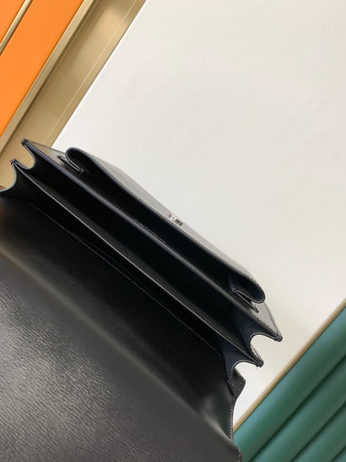 Handbags SAINT LAURENT 442906 size 22x16x8 cm