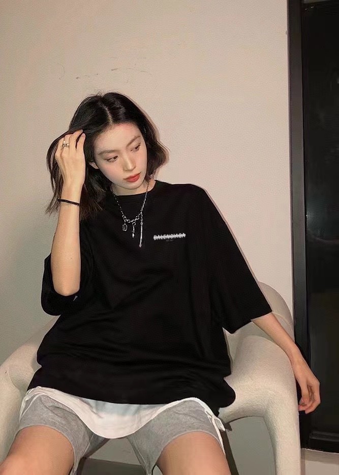 Clothes Balenciaga 32