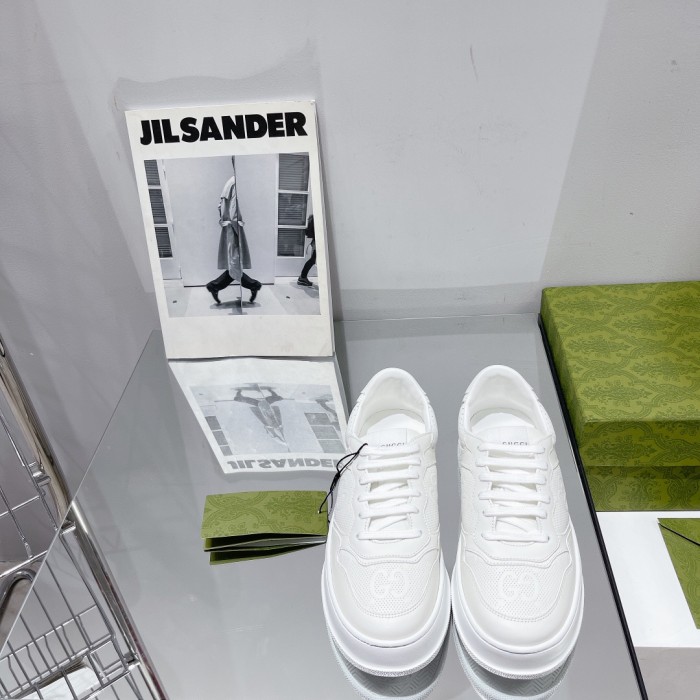 Gucci Women's GG sneaker 2