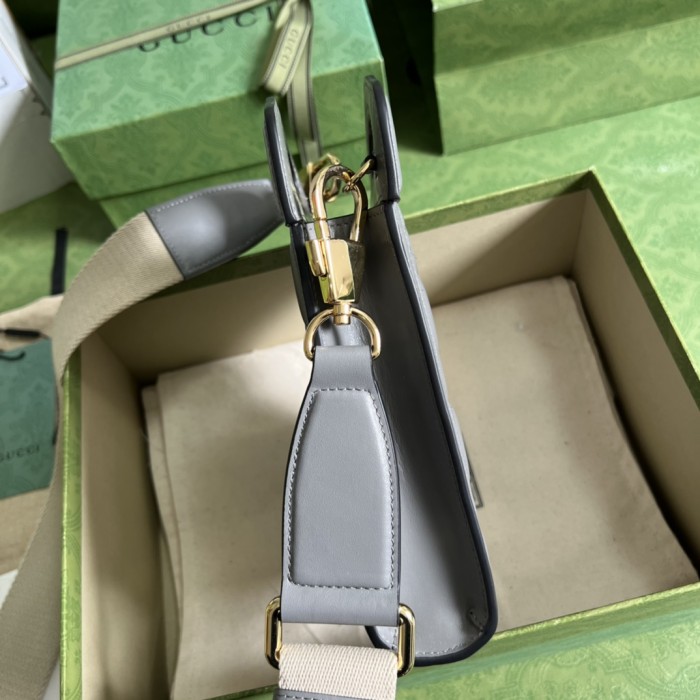 Handbag Gucci 723776 size 14*23*4.5 cm