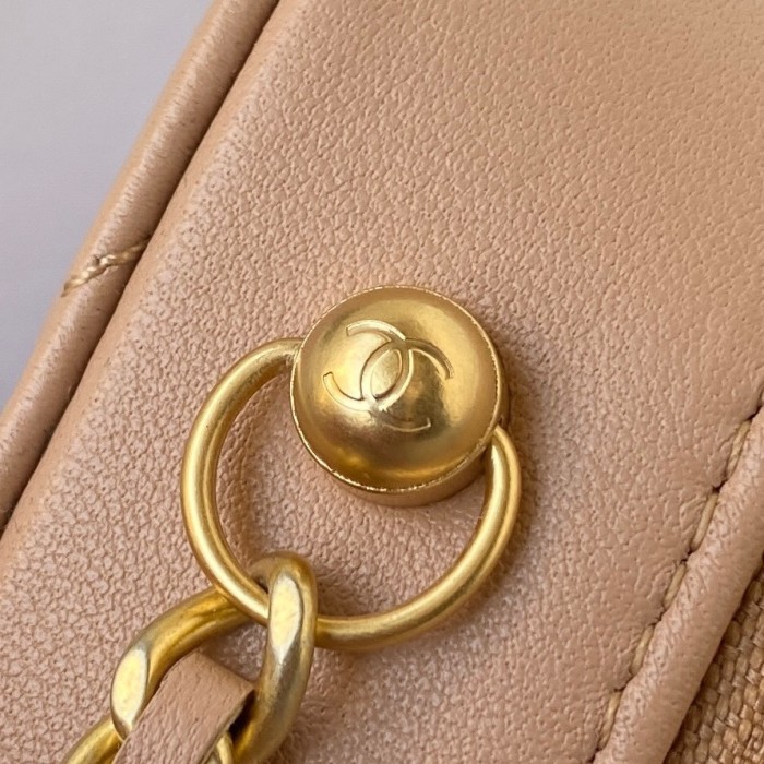 Handbag Chanel AS2463 size 14x10x5.5 cm