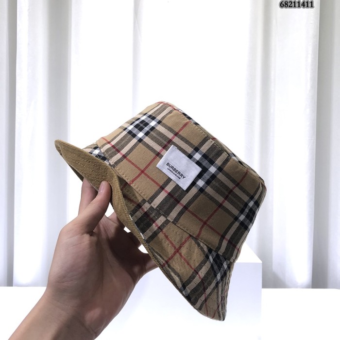 Hat Burberry 3
