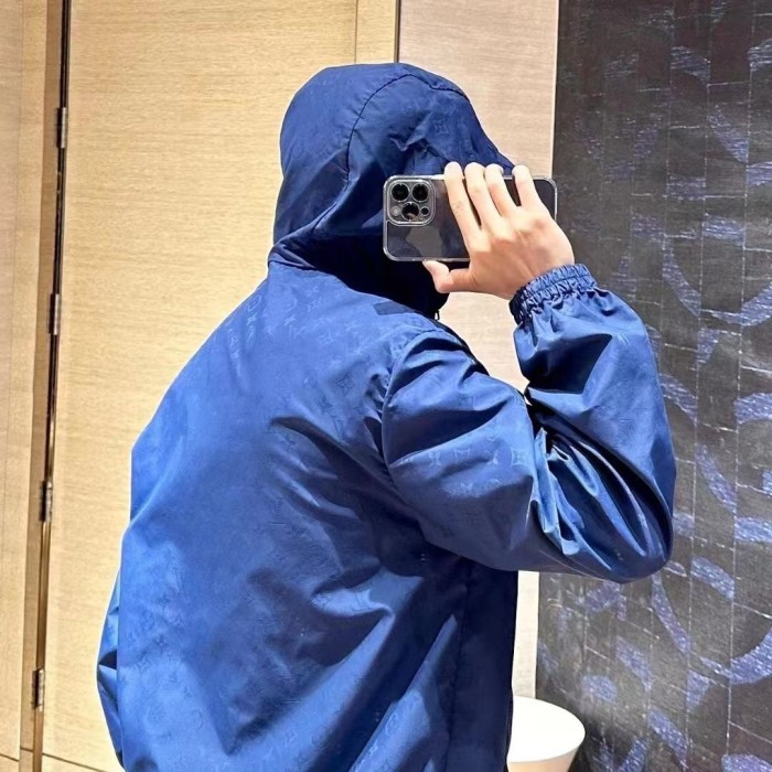 Clothes Louis Vuitton 481