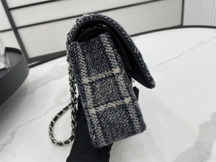 Handbag Chanel size 25 cm