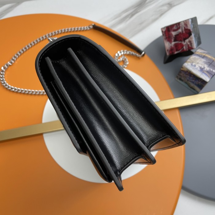 Handbags SAINT LAURENT 442906 size 22x8x16 cm