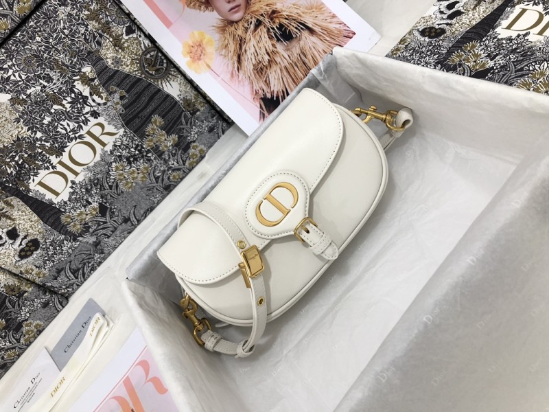 Handbag Dior M9327 size 22 x 13 x 5 cm