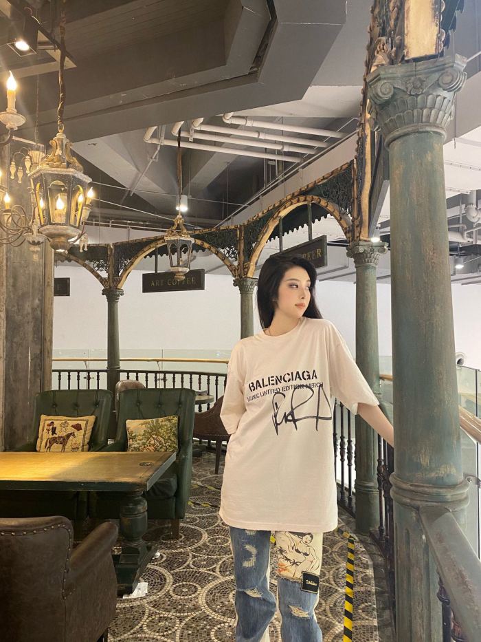 Clothes Balenciaga 232