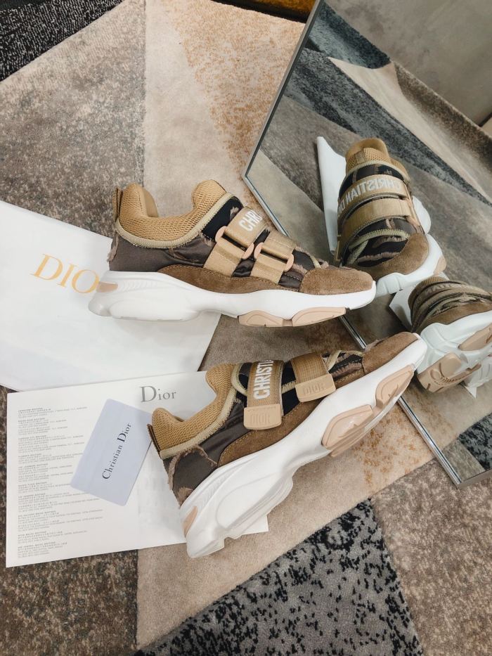 Dior D-Wander Sneaker 8