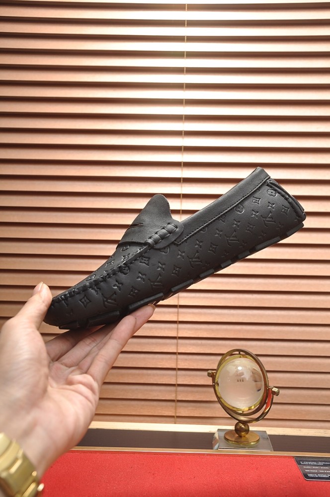 Louis Vuitton Leather Boots 26