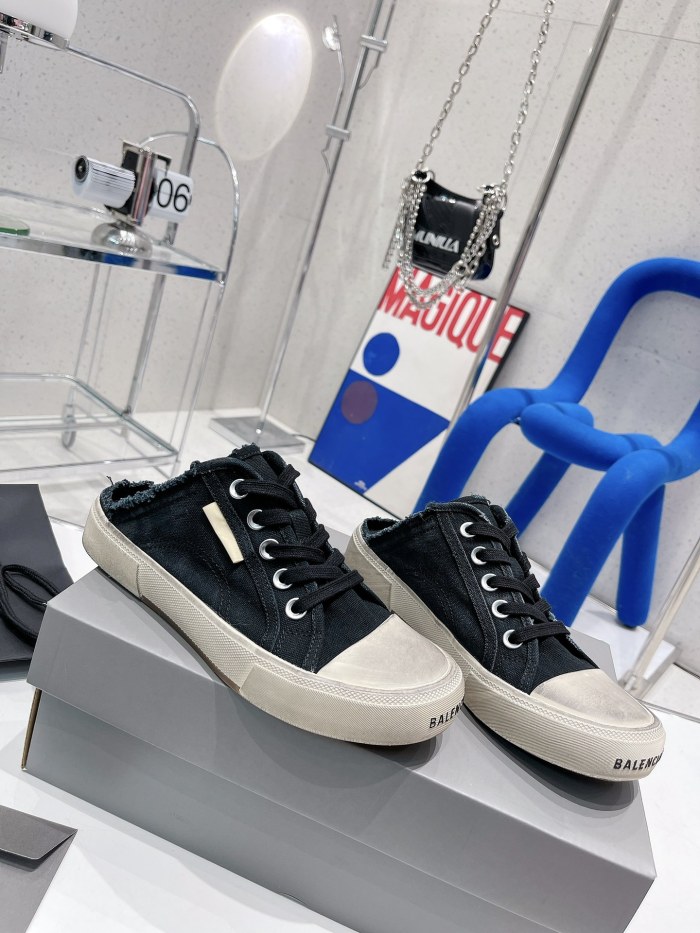 Balenciaga Paris Sneaker 3
