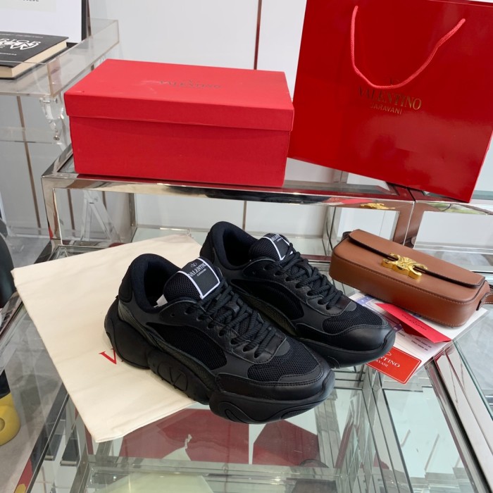 VALENTINO GARAVANI Bubbleback Sneaker 3