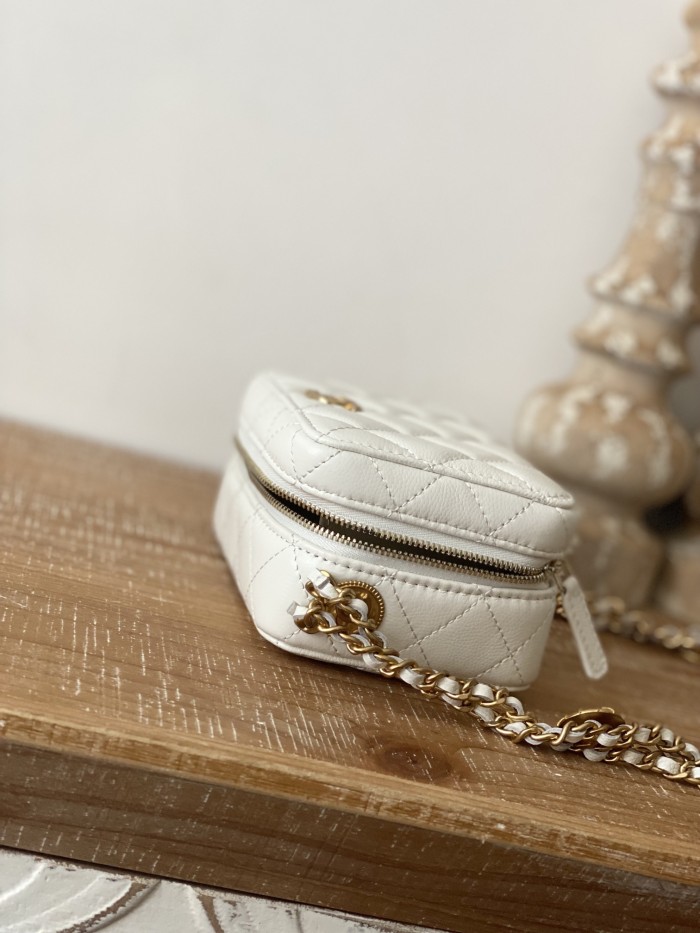 Handbag Chanel 2858 size 14x10x7 cm